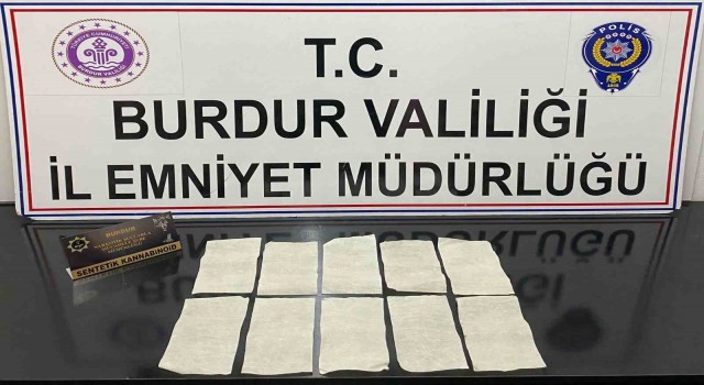 Burdurda şüphe üzerine durdurulan araçta uyuşturucu çıktı, 2 şahıs tutuklandı