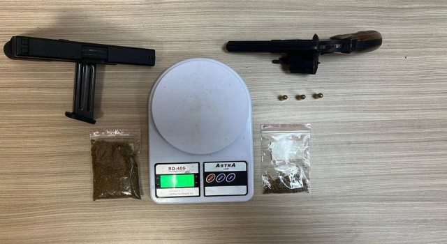 Ceyhanda uyuşturucu operasyonu: 7 gözaltı