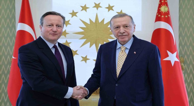 Cumhurbaşkanı Erdoğan, Birleşik Krallık Dışişleri Bakanı Cameronu kabul etti