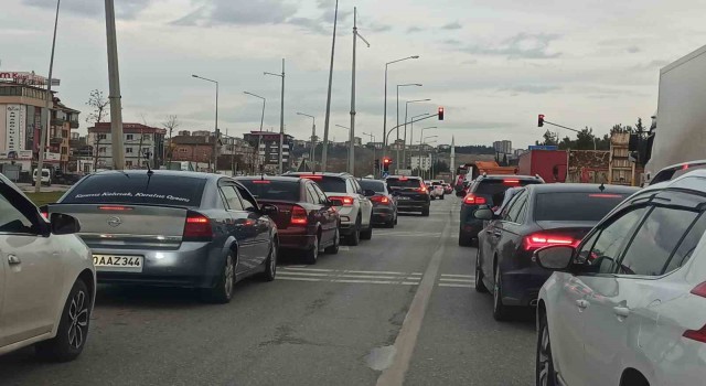 Denizlide trafiğe kayıtlı taşıt sayısı 500 bin 634 oldu