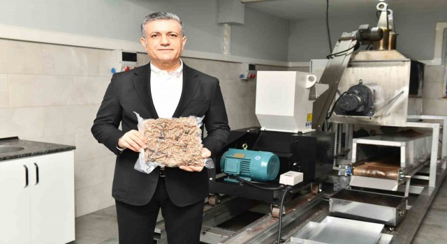 Esenyurt Belediyesinden, sokak hayvanları için mama üretim tesisi