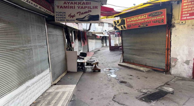 Esnaf yeni yıl tatili yaptı dükkanlar kapalı kaldı