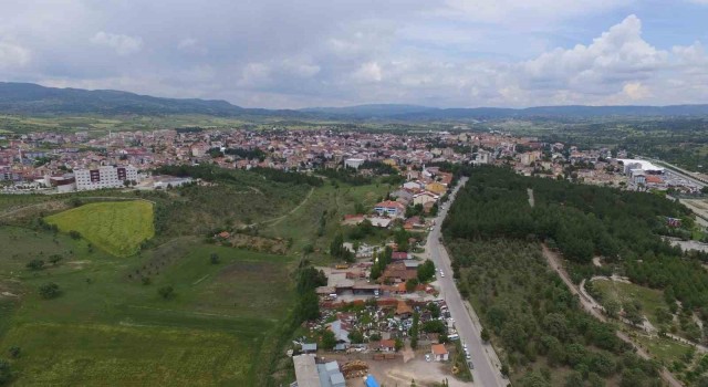 Gedizde Bardakçı deresi için imzalar atıldı