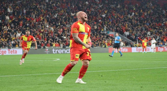 Göztepede beklenen ayrılık gerçekleşti