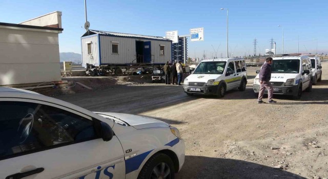 İnşaat bekçisi kulübede ölü bulundu