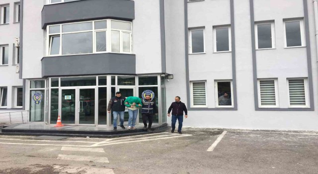 İş yerinden 900 bin TLlik malzeme çalan şüpheliler yakalandı