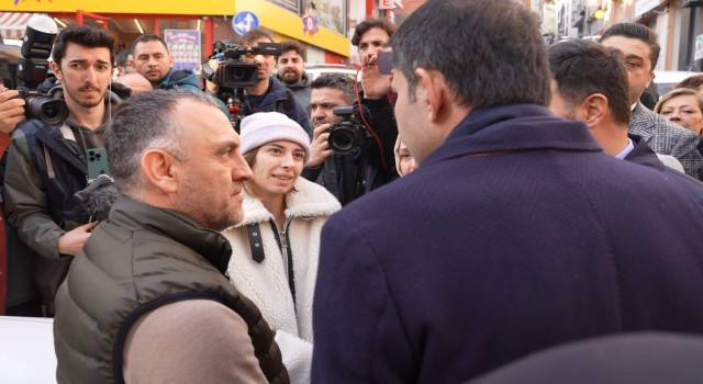 Kağıthanede bıçaklı saldırıya uğrayan üniversite öğrencisi genç kız, Murat Kurumdan yardım istedi