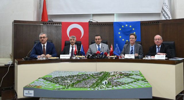 Kahramanmaraş'ta Deprem Sonrası Çalışmalar Hızla Devam Ediyor