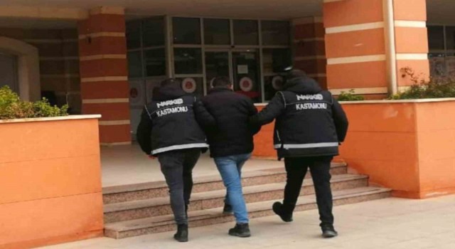 Kastamonuda 4 yıl hapis cezasıyla aranan şahıs tutuklandı