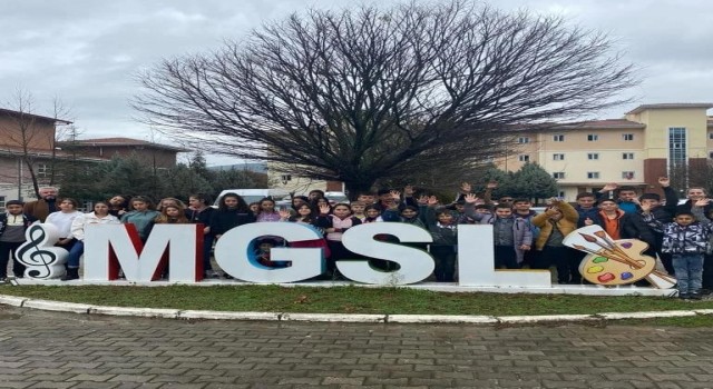Köyceğiz Ortaokulu öğrencileri Muğladaki okulları gezdi