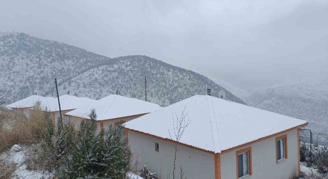Malatyada kar yağışı etkili oluyor