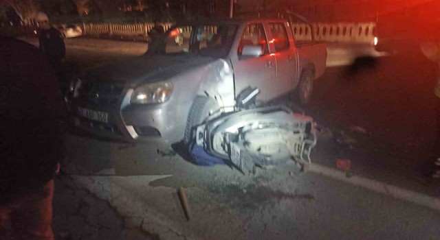 Mardinde otomobil ile motosiklet çarpıştı: 1 ağır yaralı