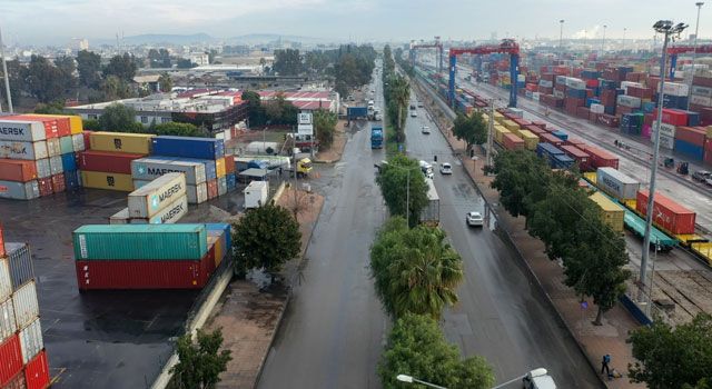 Mersin'de Liman Yolu Yenileniyor