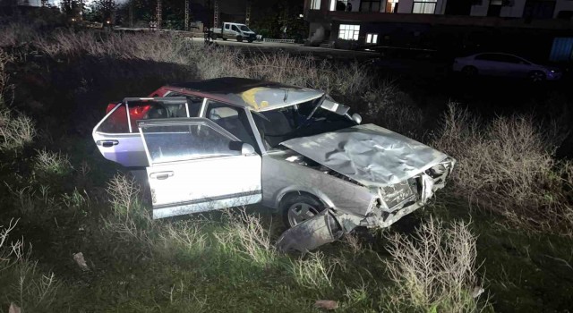 Mersinde otomobil yayalara çarptı: 2 ölü