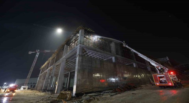 Mersindeki fabrika yangını söndürüldü