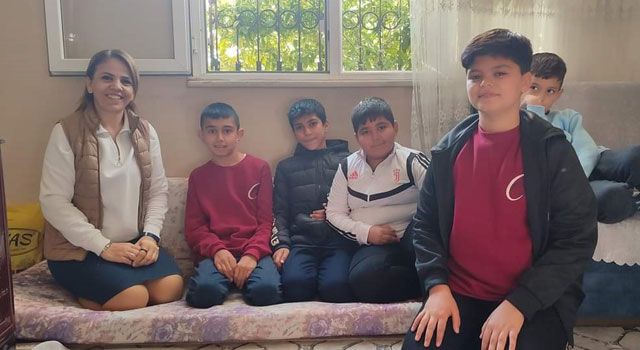 Öğretmen, Öğrencilerin Ailelerine Misafir Oluyor