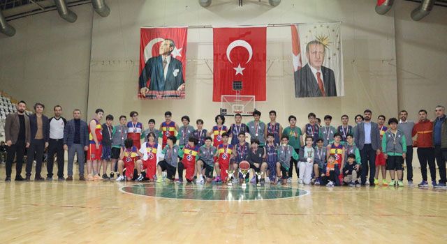 Osmaniye'de Yıldız Erkekler Basketbol İl Birinciliği Sona Erdi