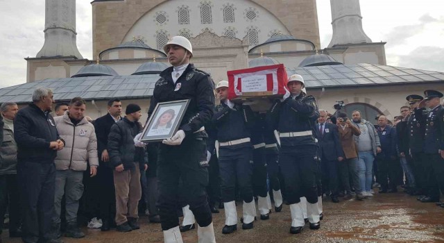 Polis memuru Akıllı, memleketinde toprağa verildi