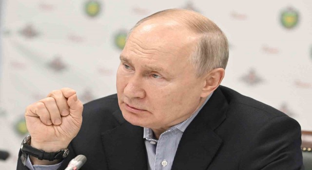 Putin'den yeni kararname: Ukrayna'da savaşan yabancılar Rusya vatandaşlığı alabilecek