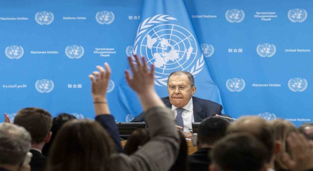Lavrov: “Uçak kazasıyla ilgili BM Güvenlik Konseyinden acil toplantı talep ettik”