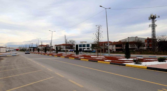 Şehit İlhan Aras Caddesinin çehresi yapılan dokunuşla değişti