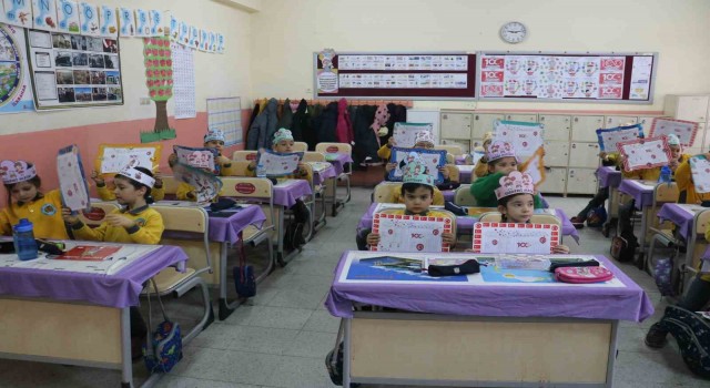 Sivasta karne heyecanı, 116 bin 746 öğrenci karne aldı