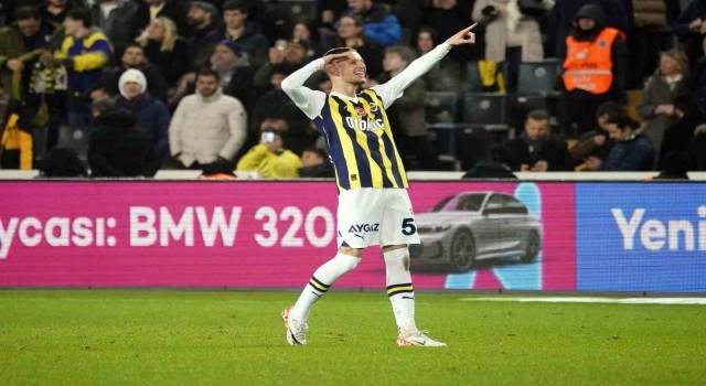 Szymanski 1 gol, 2 asistle yıldızlaştı