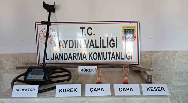 Tarihi eser bulmak amacıyla izinsiz kazı yapan şüpheliler yakalandı
