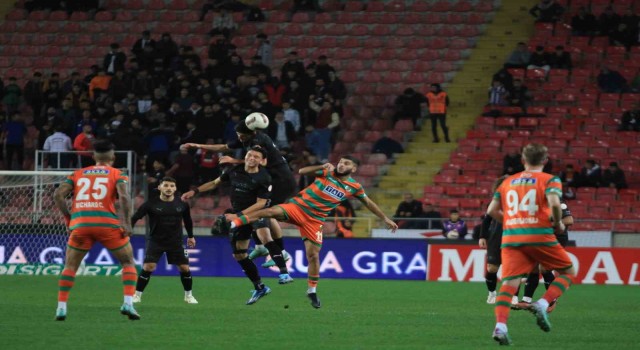 Trendyol Süper Lig: Hatayspor: 1 - Alanyaspor: 1 (Maç sonucu)
