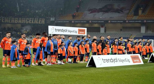 Trendyol Süper Lig: RAMS Başakşehir: 0 - Fenerbahçe: 0 (Maç devam ediyor)