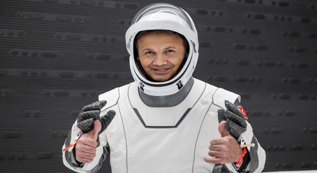 Türkiye'nin İlk Astronotu Gezeravcı, Uluslararası Uzay İstasyonu'na Uçtu