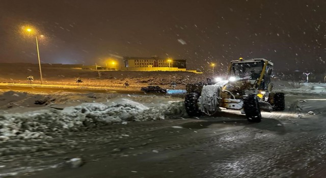Vanda 201 yerleşim yerinin yolu ulaşıma kapandı