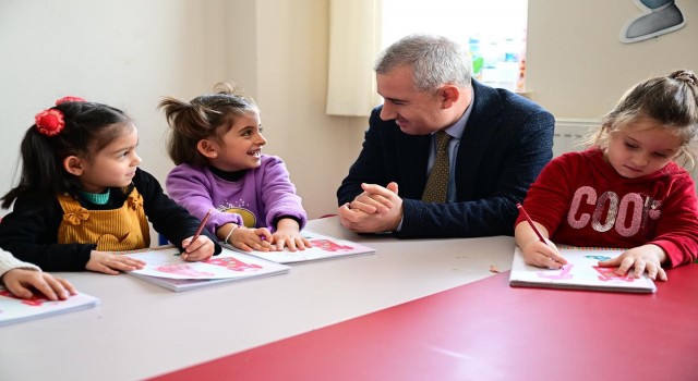 Yeşilyurttaki kültürel etkinlikler büyük ilgi görüyor