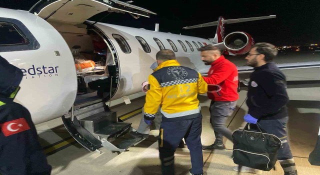 3 aylık bebek ambulans uçak ile Konyaya sevk edildi