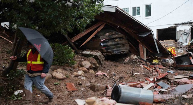 ABDnin California eyaletini şiddetli fırtına vurdu: 3 ölü