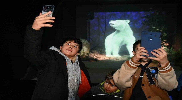 Ankara Büyükşehir Belediyesi, depremzede vatandaşları Dijital Hayvanat Bahçesinde ağırladı