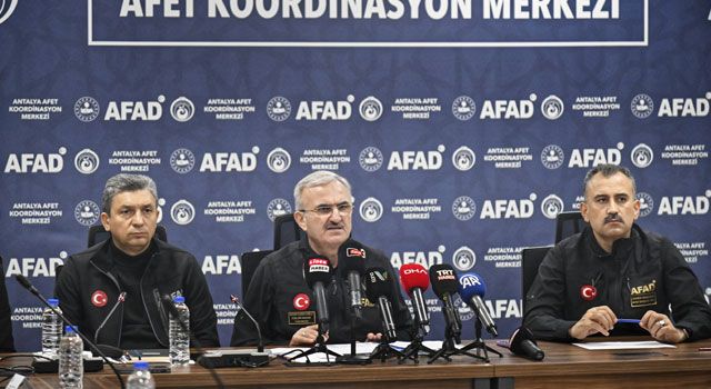 Antalya'da Sel Felaketi: 426 Noktada Su Baskını, 1 Kişi Hayatını Kaybetti