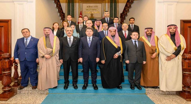 Bakan Tunç, Suudi Arabistan Başsavcısı Suud Bin Abdullah Almujib ile görüştü
