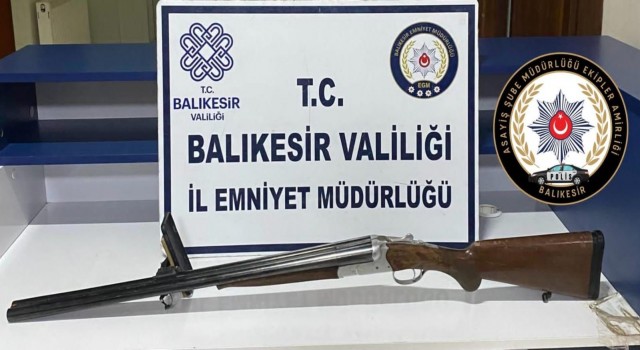 Balıkesirde asayiş ve uyuşturucu operasyonu: 4 gözaltı