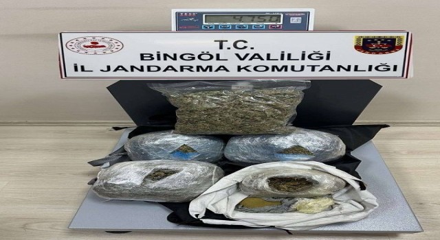 Bingölde uyuşturucu madde ele geçirildi: 2 gözaltı