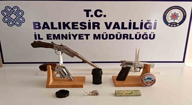 Burhaniyede Polis suçlulara göz açtırmıyor