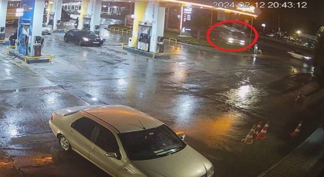 Bursada turistleri taşıyan midibüs kazasının yeni görüntüleri ortaya çıktı