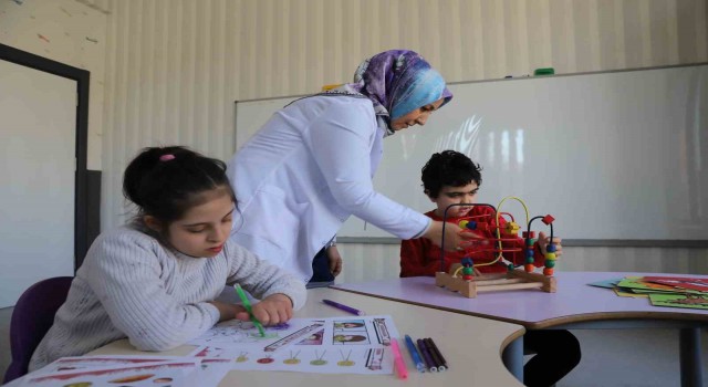 Büyükşehirin Engelsiz Çocuk Evlerinde özel çocuklara ‘özel hizmet