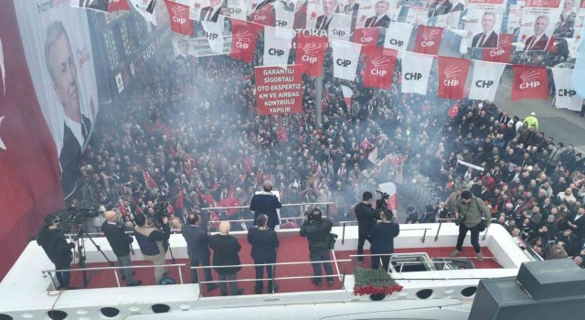 CHP Genel Başkanı Özel, Etimesgut Seçim Koordinasyon Merkezinin açılışına katıldı