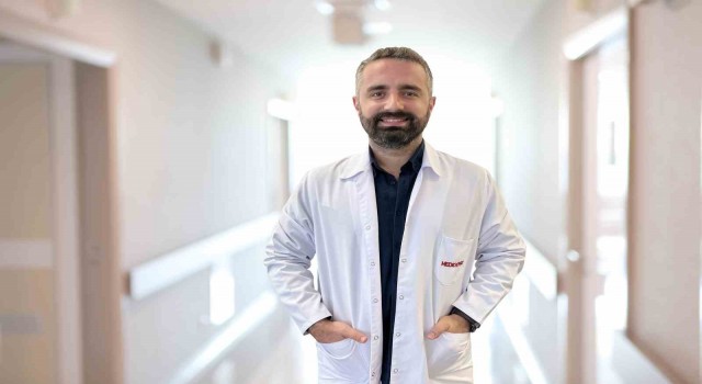 ‘Çocuklar öpücük hastalığına karşı korunmalı