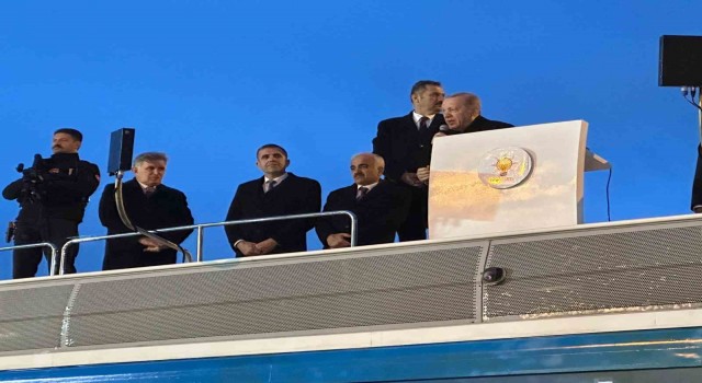 Cumhurbaşkanı Erdoğan: Adıyamanı Acıyamana çeviren depremin izlerini teker teker siliyoruz