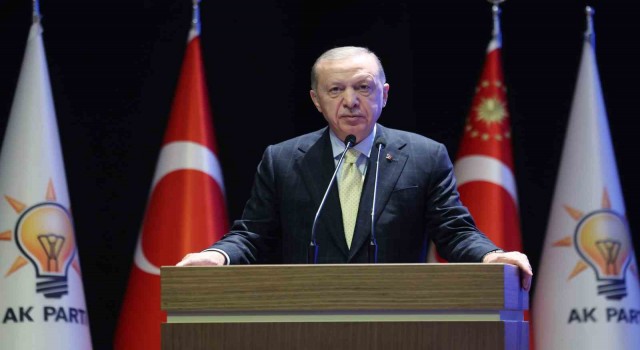 Cumhurbaşkanı Erdoğan: Ben seçimi kazanırsam, kazandıktan sonra yine AK Partide olacağım diyen sirk cambazlarına asla prim vermeyiniz