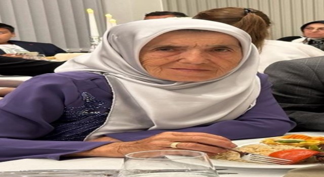 Danıştay Başkanı Zeki Yiğitin ablası Müzeyyen Erez toprağa verildi