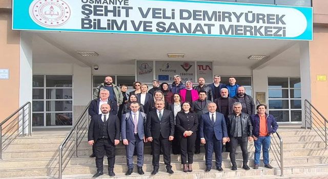 Deprem Anma ve Tükenmişlik ile Mücadele Programı Düzenlendi