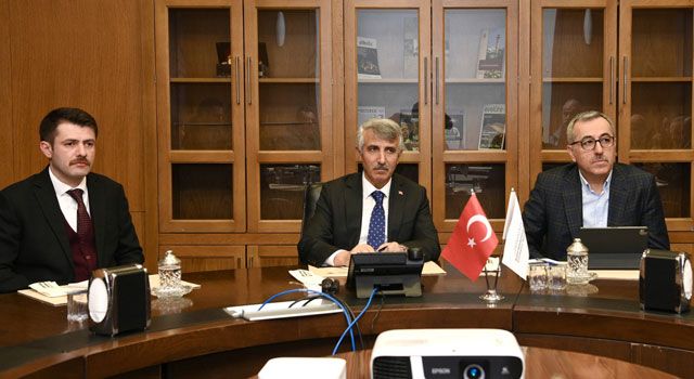 Deprem Mağduru Esnaf Başkan Güngör ile Bir Araya Geldi